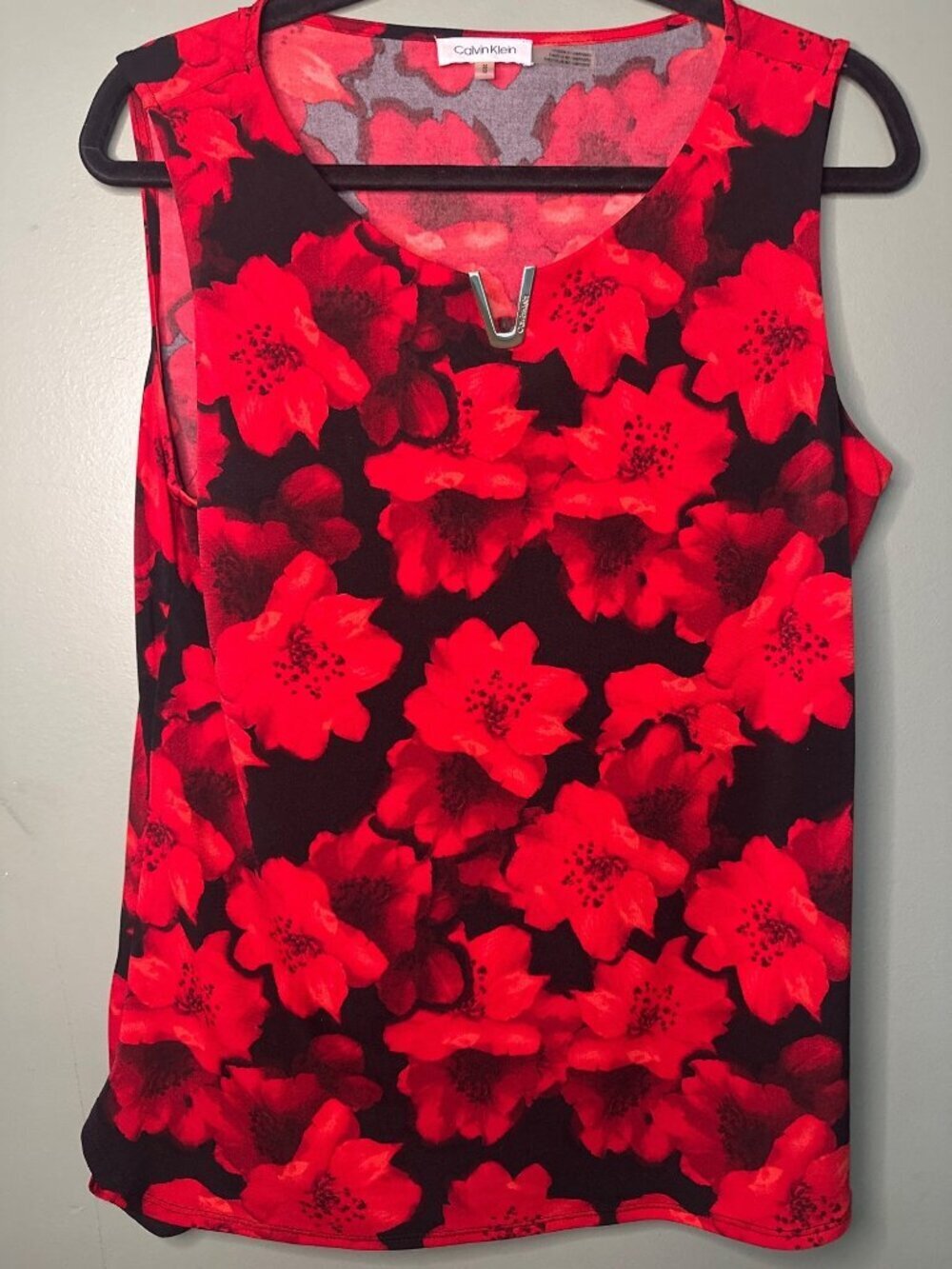 Calvin Klein Women’s Medium Red Black Floral Top Dark Romantic Whimsigoth